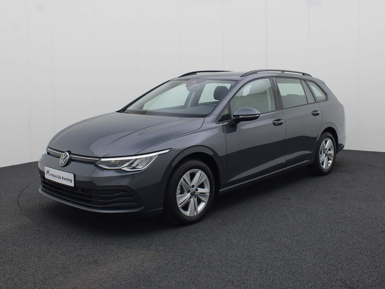 Volkswagen Golf Variant - 1.5eTSI/130PK Life Business DSG · Navigatie · Trekhaak · Parkeersensoren · Garantie tot ap - AutoWereld.nl