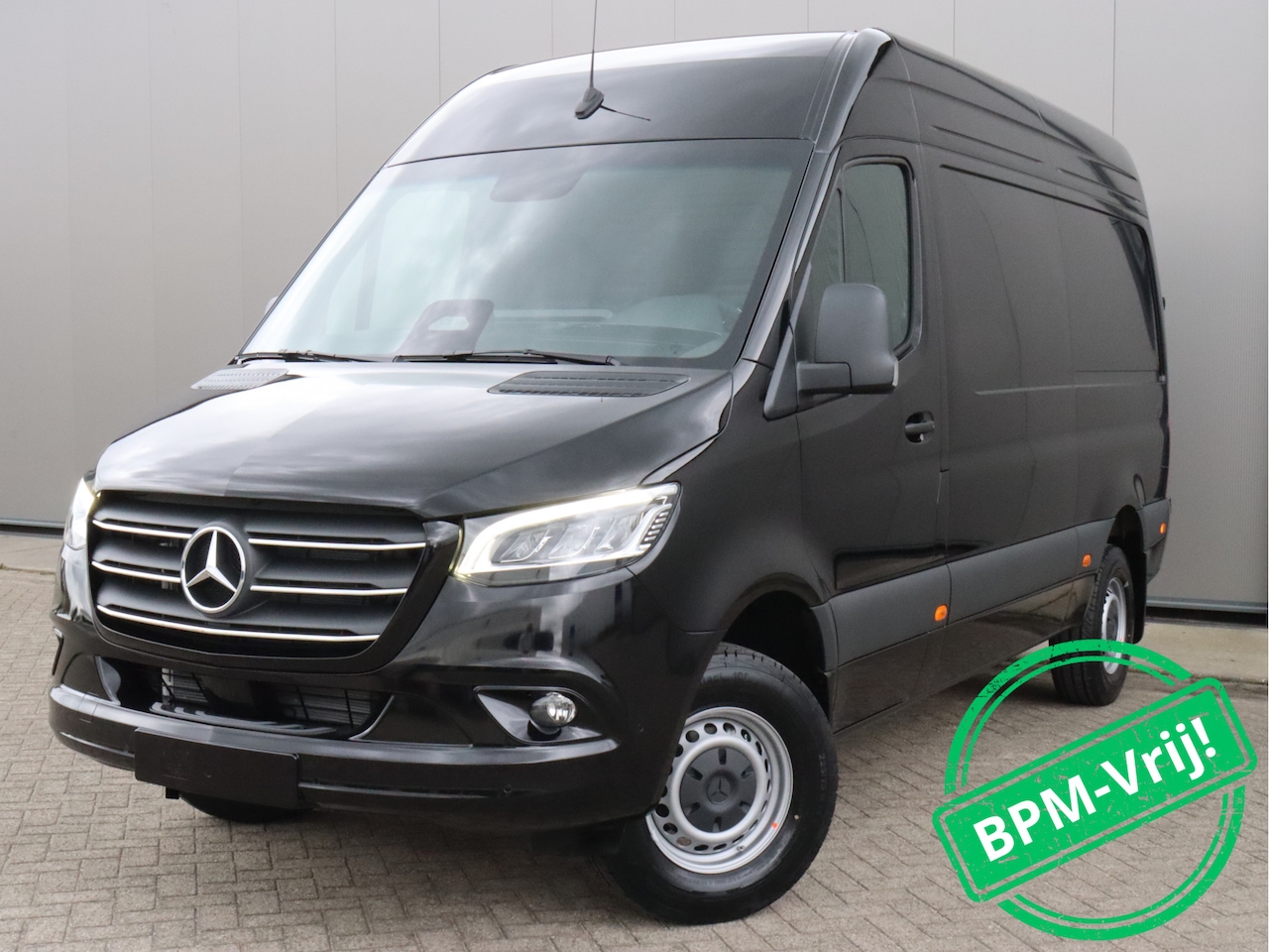 Mercedes-Benz Sprinter - 319CDI 190PK Automaat L2H2 RWD SELECT | BPM Vrij | Distronic | Alarm klasse 3 SCM | LED Ko - AutoWereld.nl