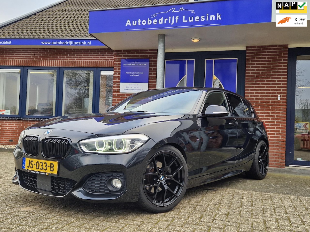 BMW 1-serie - 120i Centennial Executive M-Sportpakket Alarm III PDC LED Nederlands Lichtpakket Automaat - AutoWereld.nl