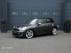 MINI Cooper S - 1.6 S|Chili|Leder|Navi|Bi-xenon