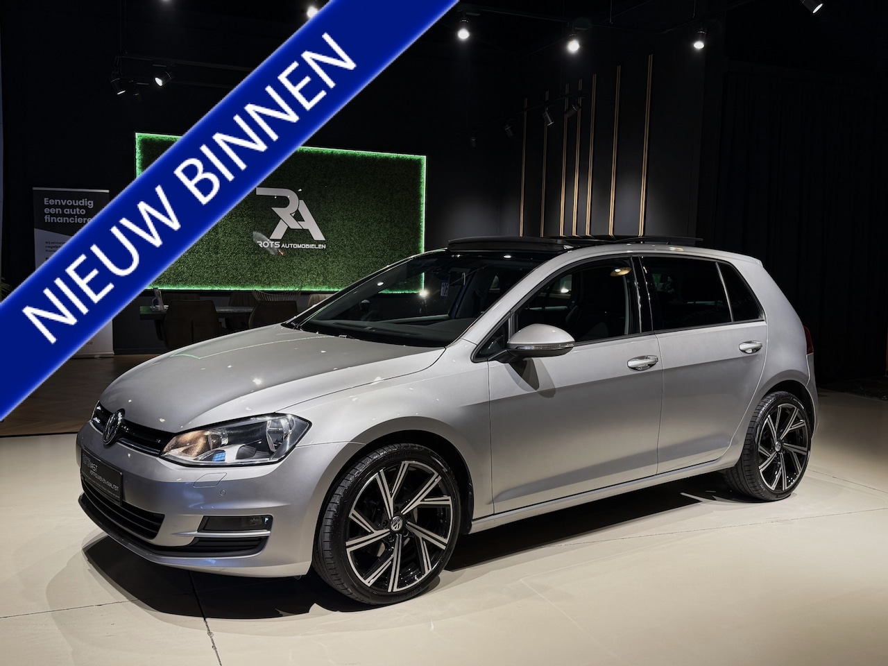 Volkswagen Golf - 1.2 TSI DSG Comfort Panodak|Navi|PDC|Cruis|Media Grijs - AutoWereld.nl