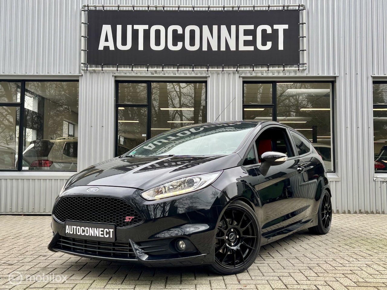 Ford Fiesta - 1.6 ST 1.6 ST. 183 PK, NAVI, CAMERA, STOELVERWARMING. - AutoWereld.nl