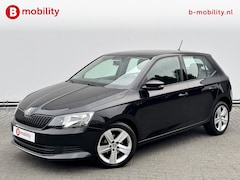 Skoda Fabia - 1.2 TSI Style Business Cruise control | Airco | Bluetooth | PDC achter