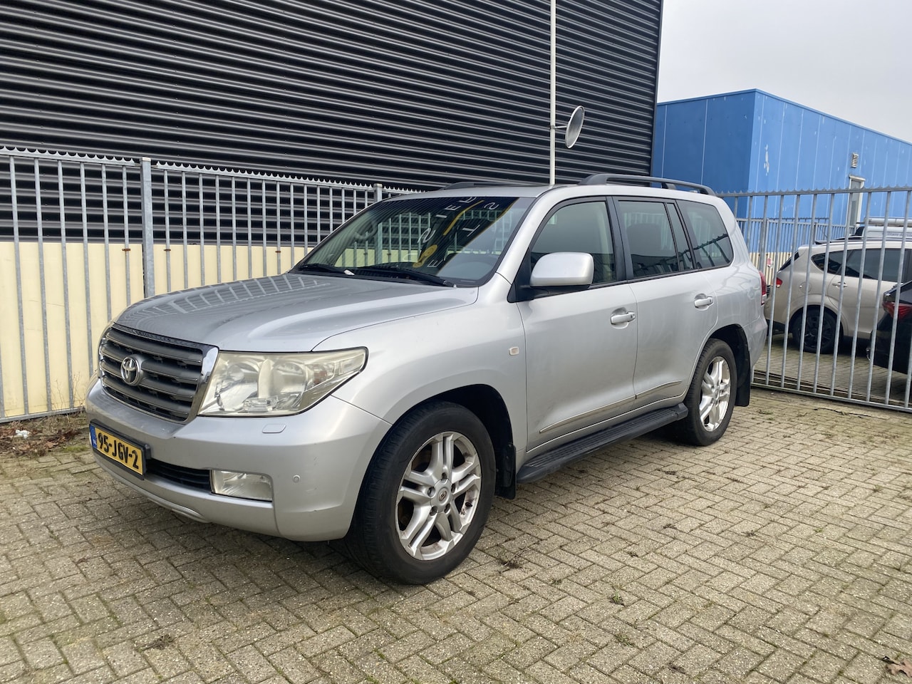 Toyota Land Cruiser V8 - Automaat 4.5 D-4D VX 5p. Motor defect !!!!! - AutoWereld.nl