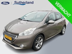 Peugeot 208 - 1.2 VTi Allure 82pk Cruise control | Climate control | Lichtmetaal | Parkeersensoren achte