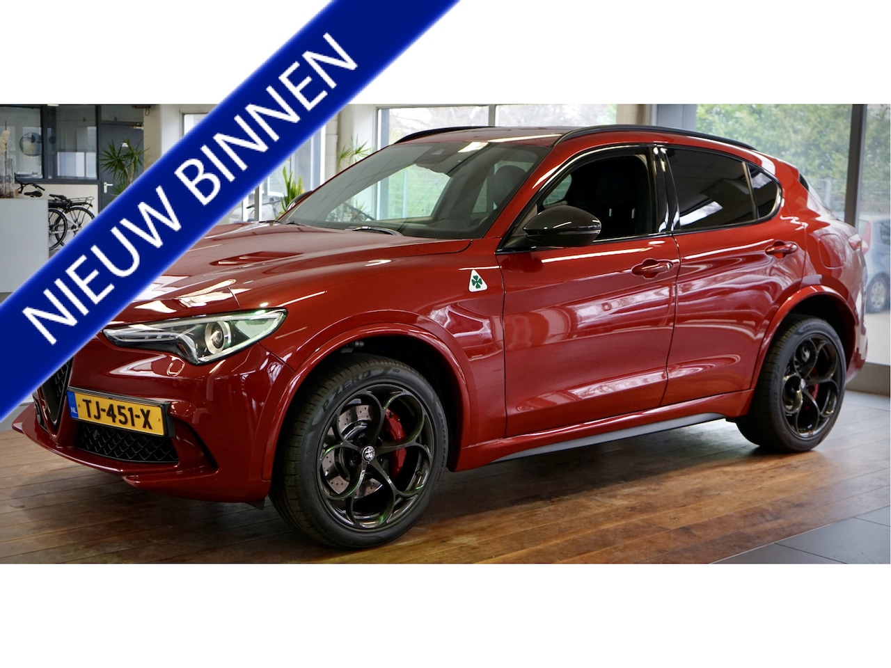 Alfa Romeo Stelvio - 2.9 V6 AWD Quadrifoglio 2.9 V6 AWD Quadrifoglio - AutoWereld.nl