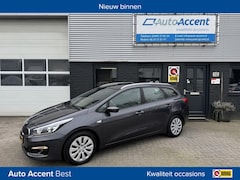 Kia Cee'd - 1.4i ComfortLine Navi/Camera/Cruise/84dkm