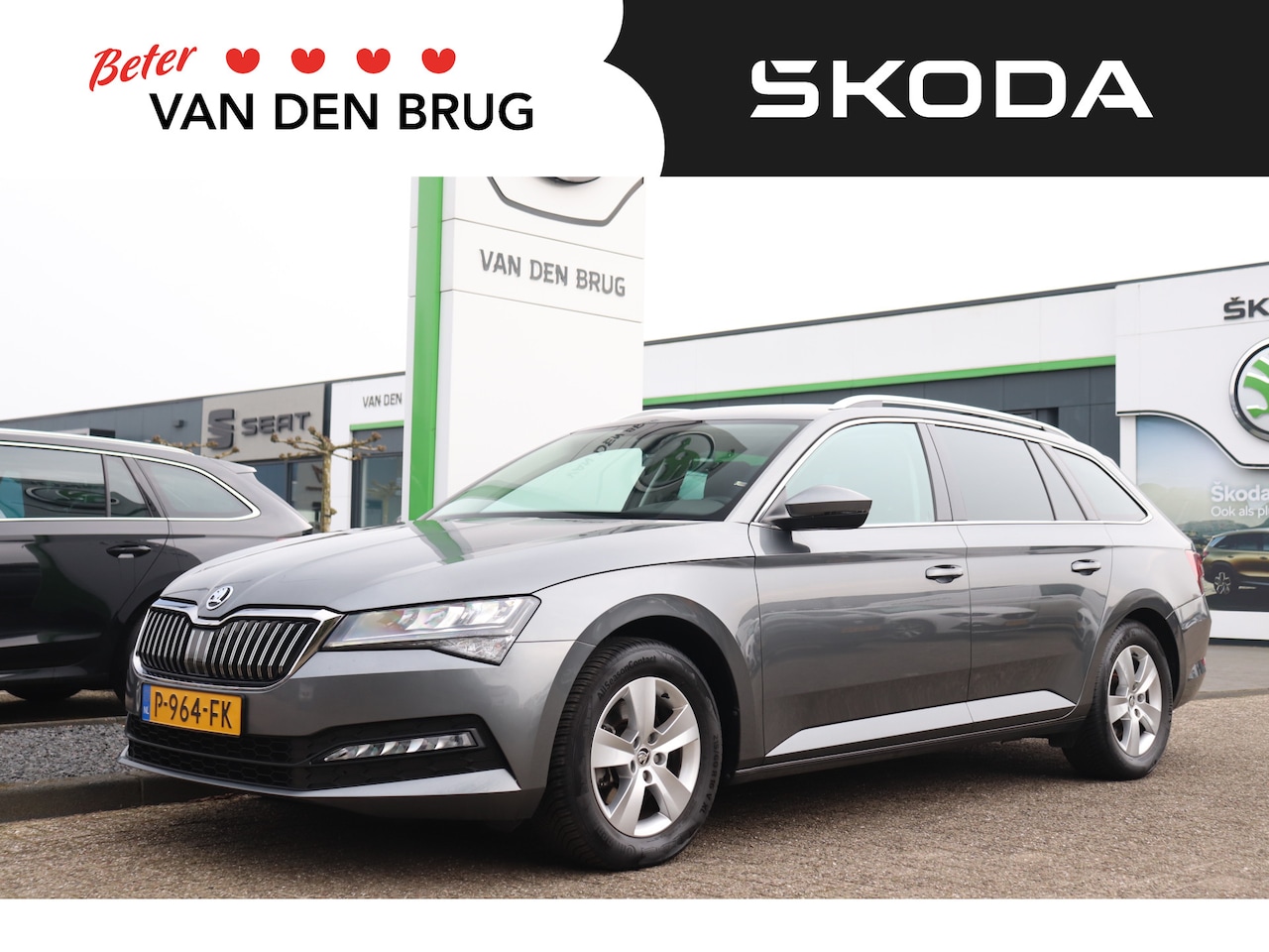 Skoda Superb Combi - 1.5 TSI 150pk AUTOMAAT Business Edition | Trekhaak | Cruise control | Parkeersensoren | Na - AutoWereld.nl