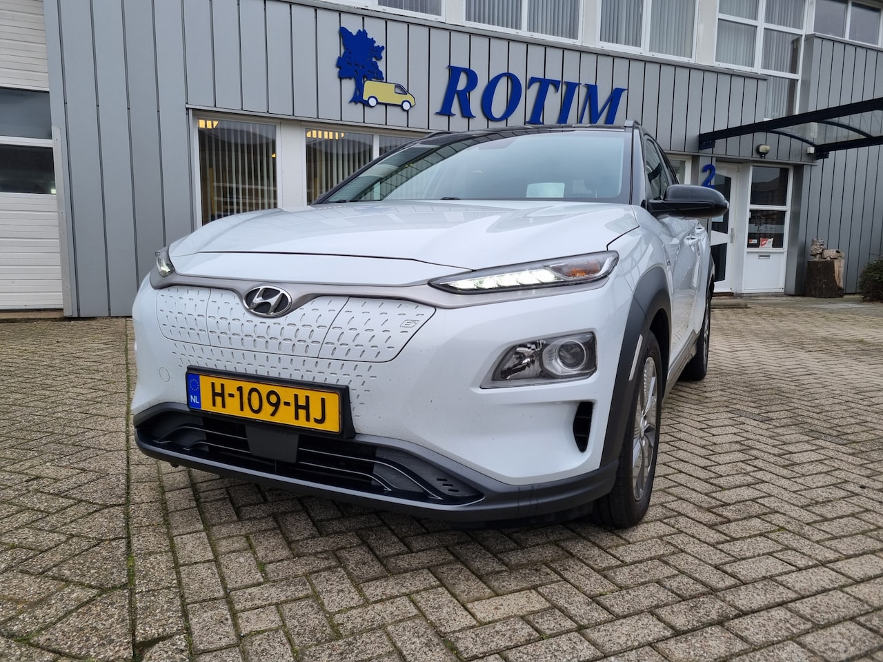 Hyundai Kona Electric - EV Fashion 64 kWh 3 fase laden. inruil mogelijk - AutoWereld.nl