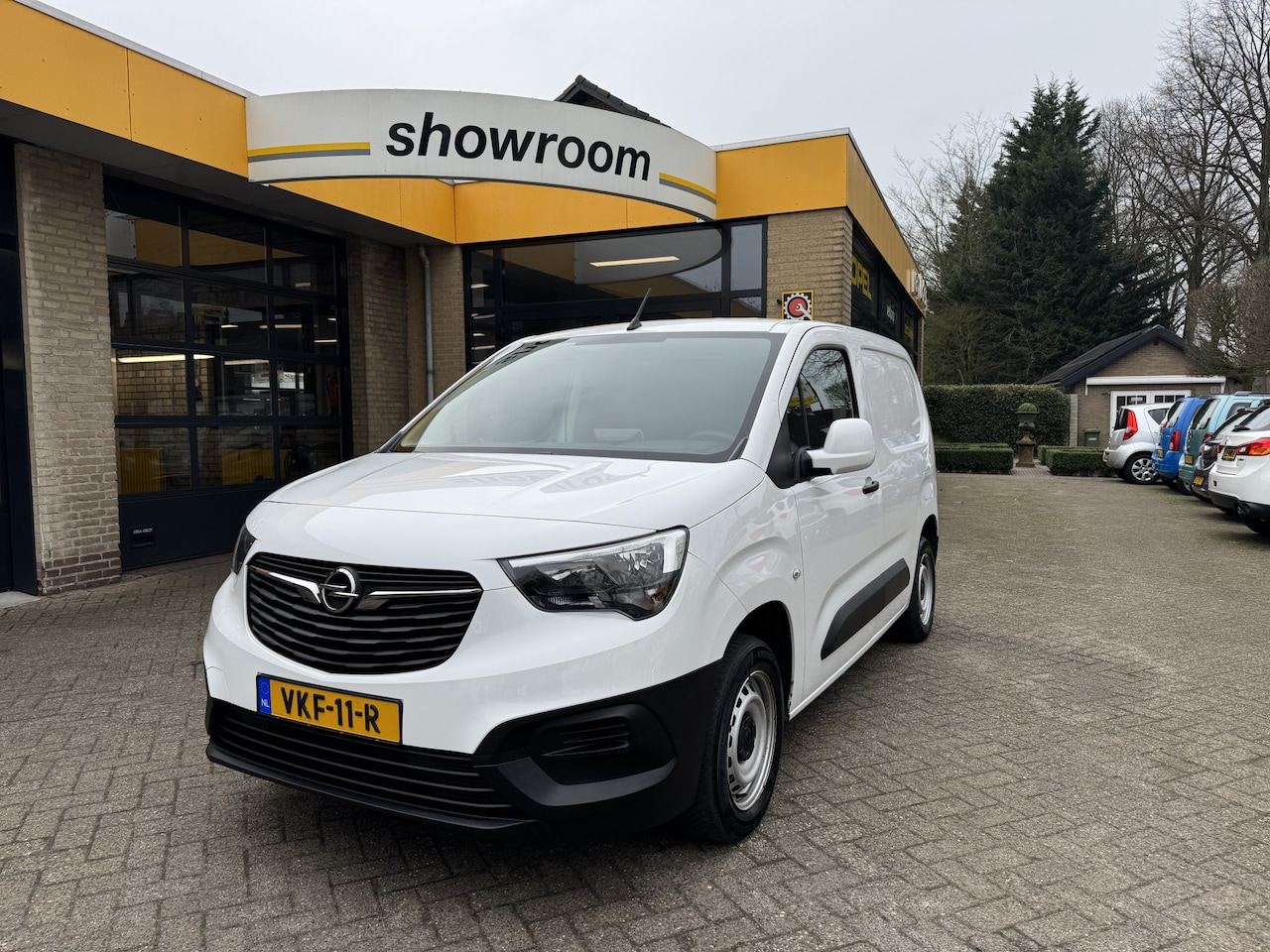 Opel Combo - 1.5D L1H1 Edition Airco Navi Carplay - AutoWereld.nl