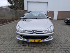 Peugeot 206 - 1.6-16V Air-line 3 Airco // Nwe banden // Nwe APK