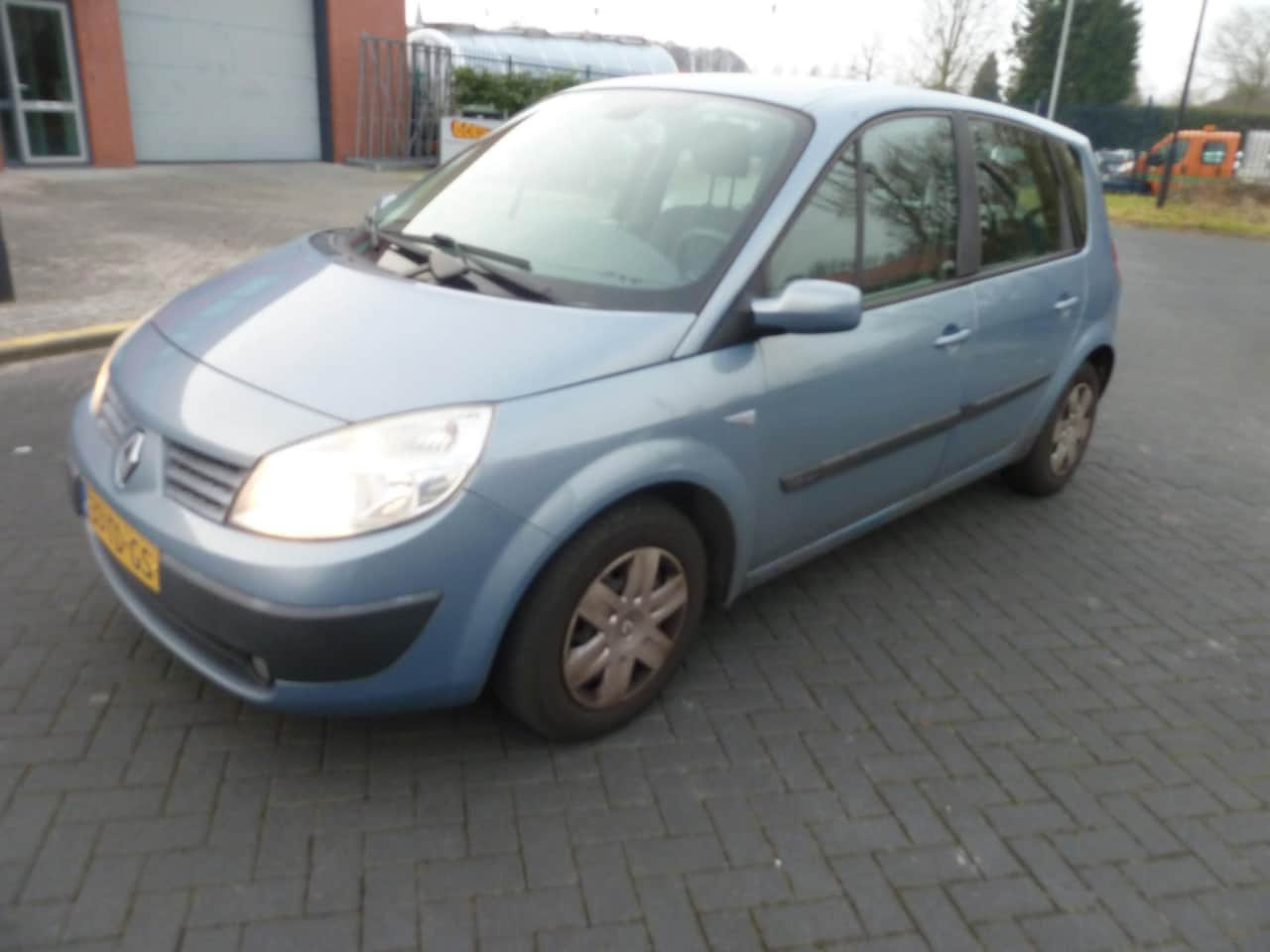 Renault Scénic - 1.6-16V Business Line 1.6-16V Business Line - AutoWereld.nl