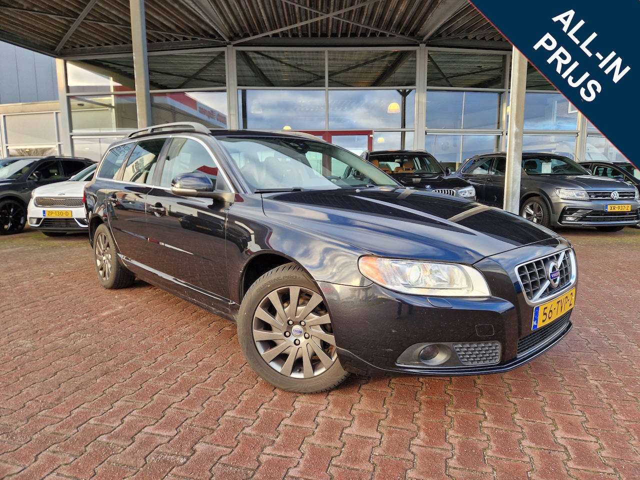 Volvo V70 - 1.6 T4 Limited Edition ECC | NAVI | ELEKTR ACHTERKLEP | PDC - AutoWereld.nl