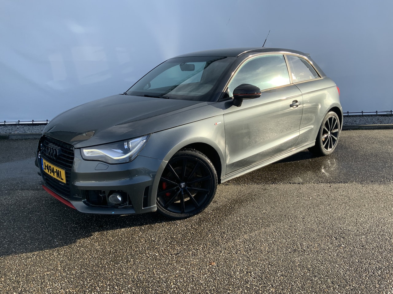 Audi A1 - 1.4 TFSI S- Line Automaat Schade voor HANDEL of EXPORT !! - AutoWereld.nl