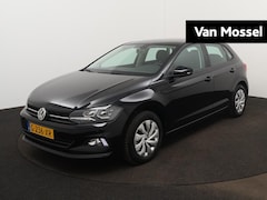 Volkswagen Polo - 1.0 TSI Comfortline | Navigatie | Airco | Parkeersensoren voor + achter | Trekhaak