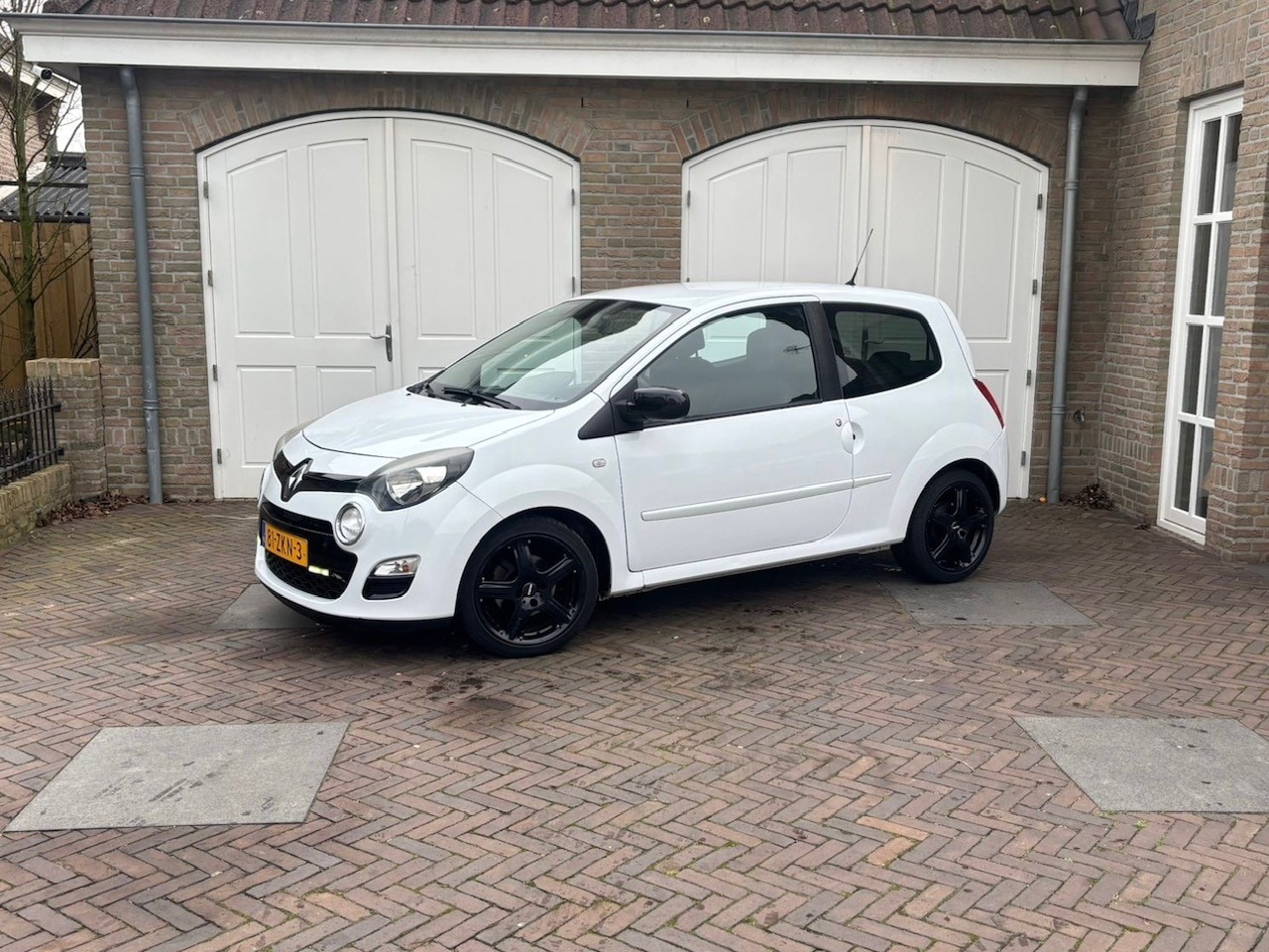 Renault Twingo - 1.2 16V Dynamique met Cruise control - AutoWereld.nl