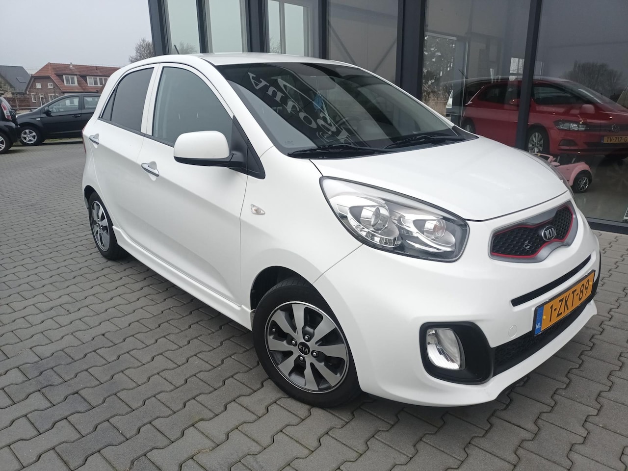 Kia Picanto - 1.0 CVVT X-treme AIRCO LEER - AutoWereld.nl