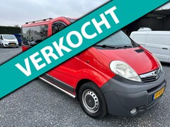 Opel Vivaro Combi - 2.5 CDTI L1H1