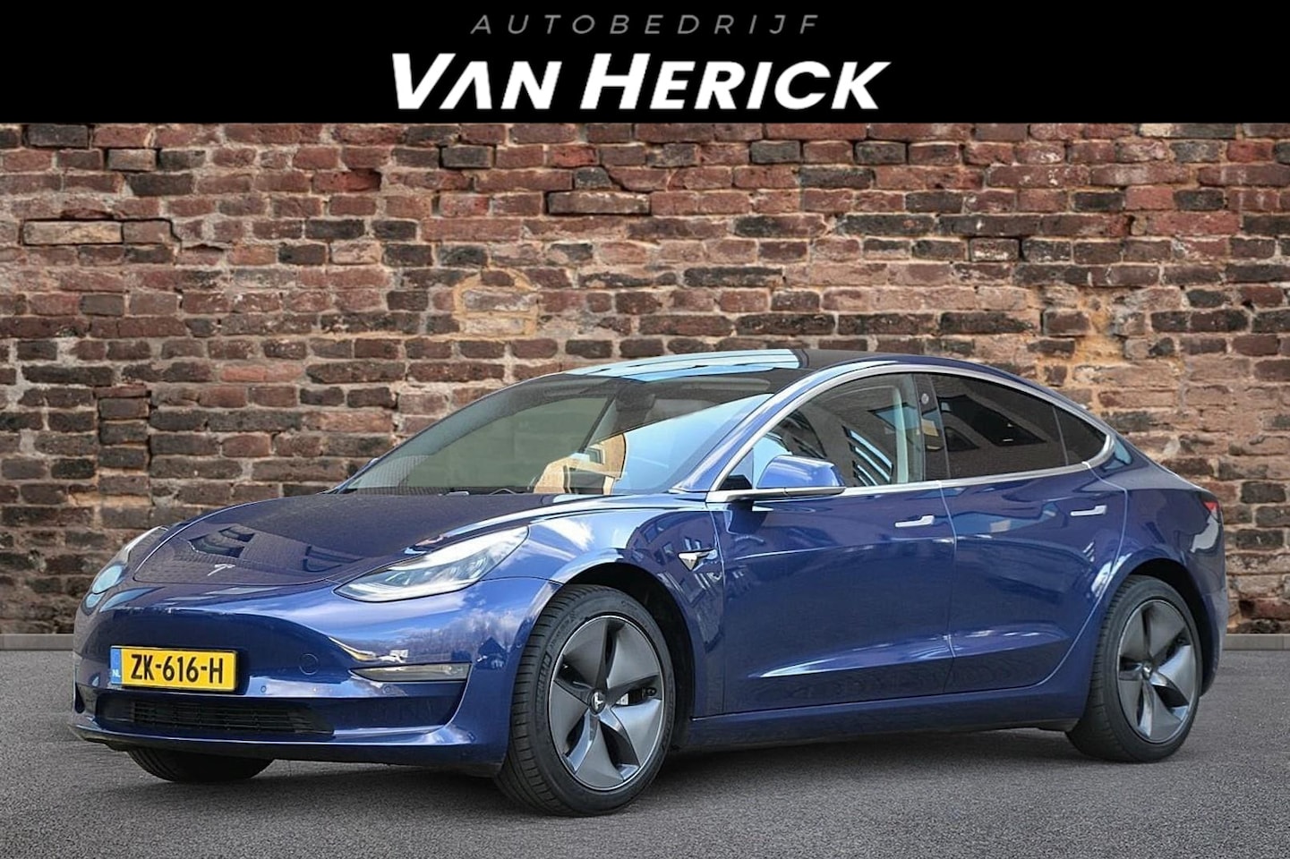 Tesla Model 3 - Standard RWD Plus 60 kWh | Trekhaak | Zwart leer | ACC - AutoWereld.nl