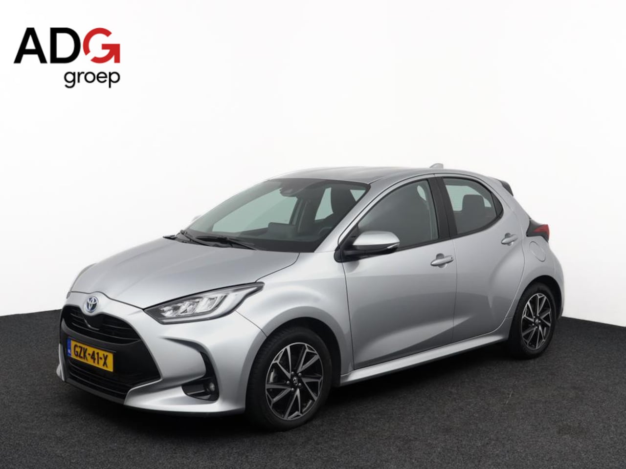 Toyota Yaris - 1.5 Hybrid Dynamic | Navigatie | Climate control | Apple carplay Android auto | Parkeercam - AutoWereld.nl