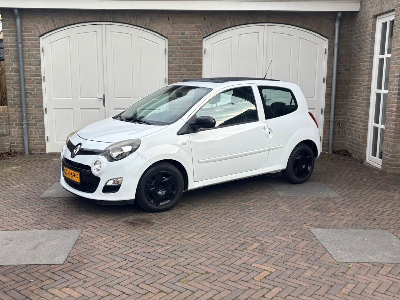 Renault Twingo - 1.2 16V Acces 1.2 16V Acces - AutoWereld.nl