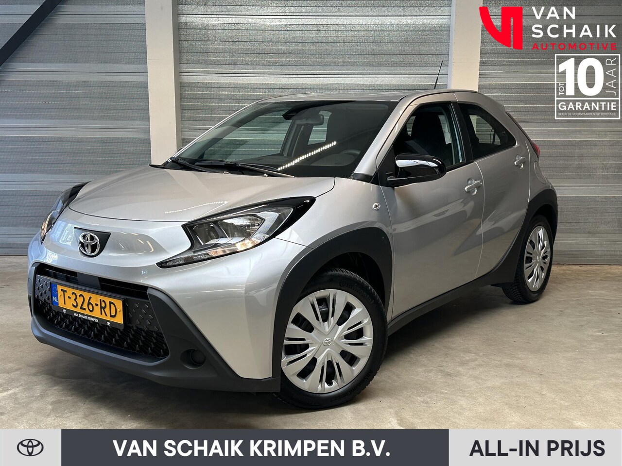 Toyota Aygo X - 1.0 VVT-i MT Play Toyota Aygo X 1.0 VVT-i MT play NL-auto Carplay/Android - AutoWereld.nl