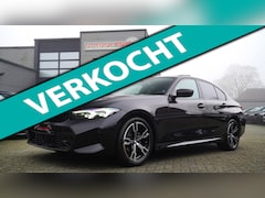 BMW 3-serie - 318i | Rijstrooksensor | Apple Carplay | M - Pakket