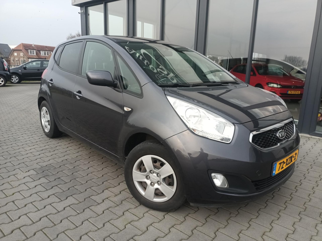 Kia Venga - 1.4 CVVT Plus Pack navi trekhaak - AutoWereld.nl