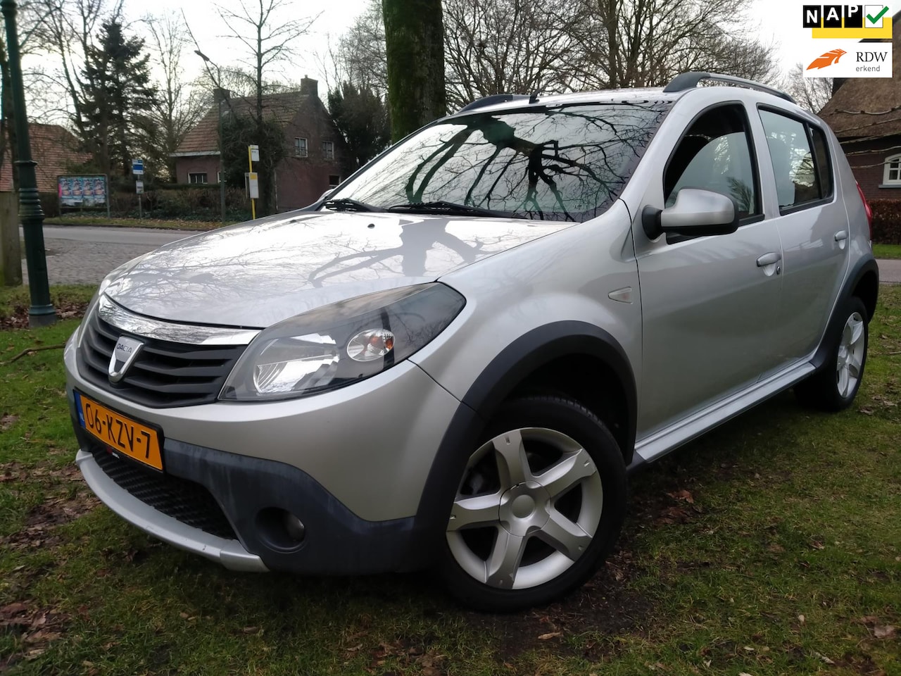 Dacia Sandero Stepway - 1.6 ORG NL / Airco / KM NAP! - AutoWereld.nl