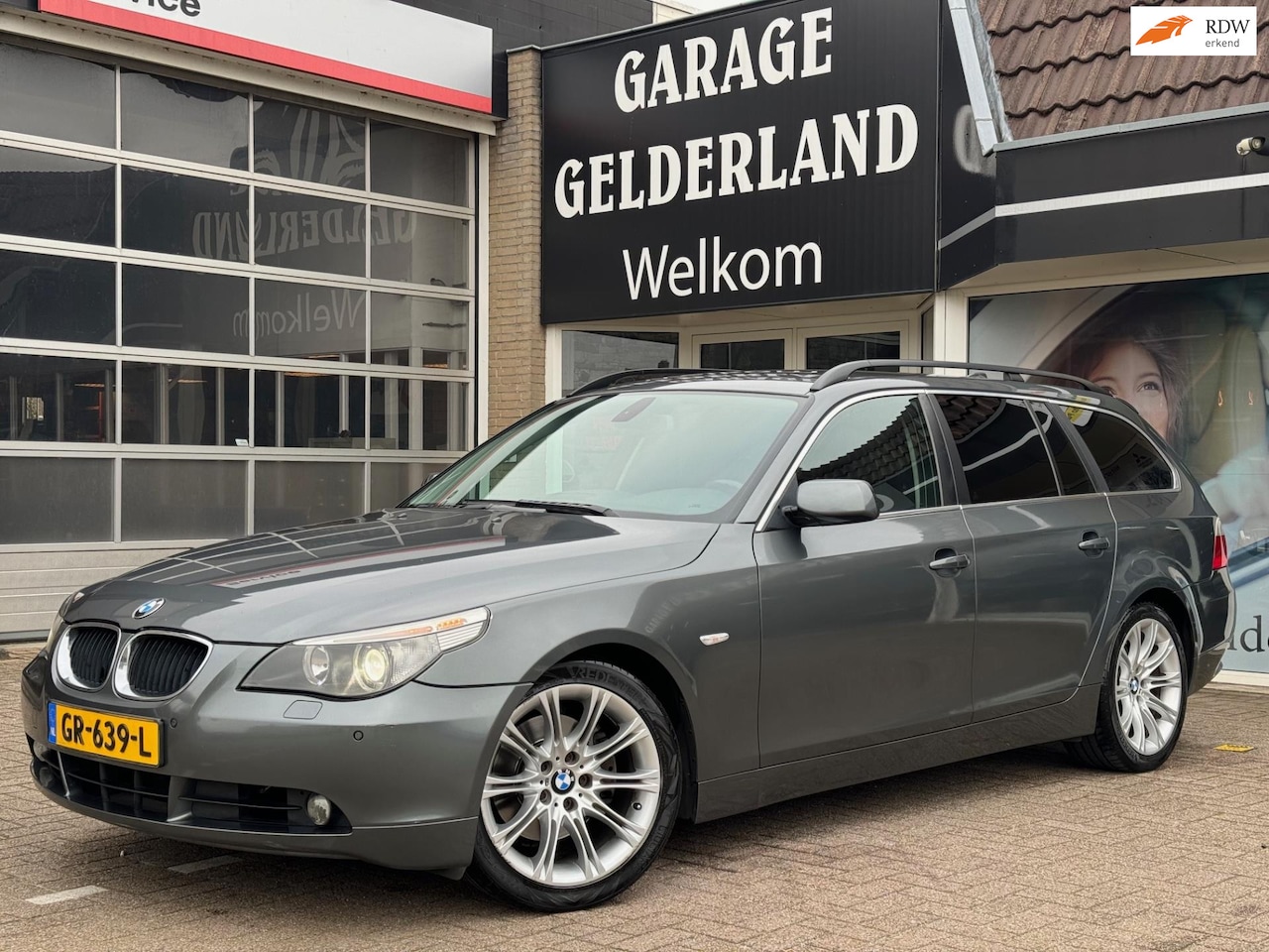 BMW 5-serie Touring - 525i Executive 2.5 | Volleder | Navi | Cruise | Climate | Pdc | Stoelverw. | Full-option! - AutoWereld.nl