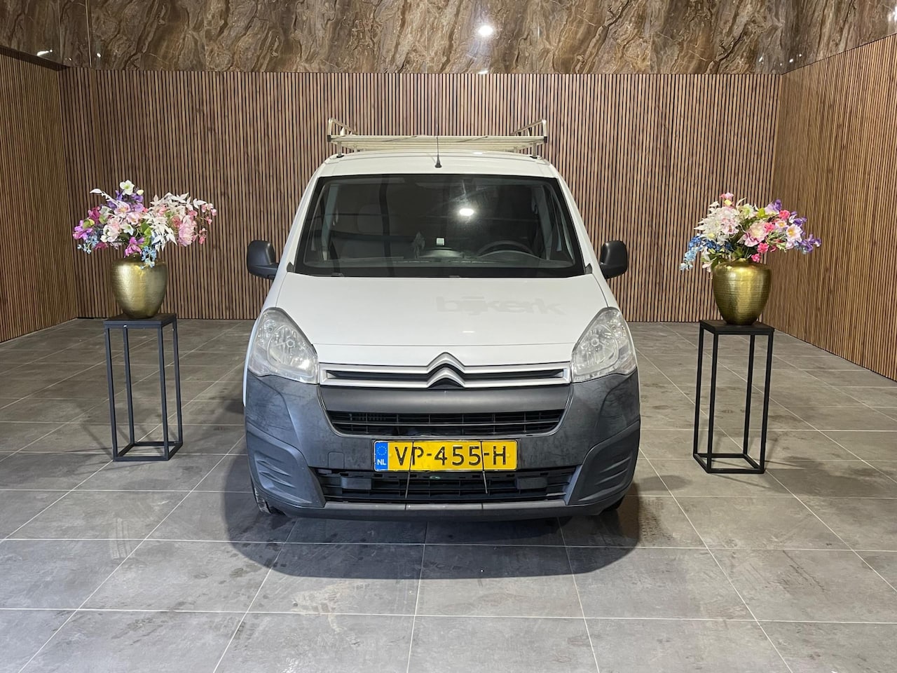 Citroën Berlingo - 1.6 HDI 500 Comfort AIRCO 178.000 NAP WIT 2015 - AutoWereld.nl