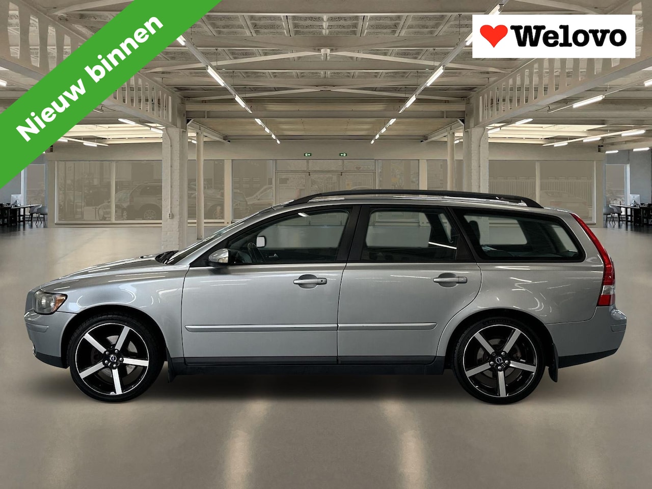 Volvo V50 - 2.4 Edition II Rijklaar+garantie. - AutoWereld.nl