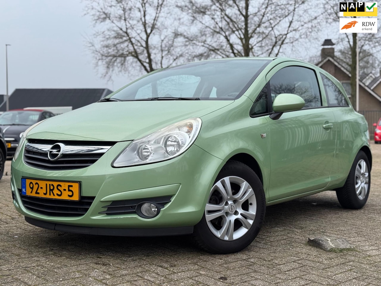 Opel Corsa - 1.4-16V White Edition AIRCO CRUISE CTRL TREKHAAK - AutoWereld.nl