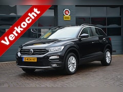 Volkswagen T-Roc - 1.5 TSI Style Business Automaat