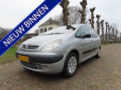 Citroën Xsara Picasso - 1.8i-16V Stuurbekrachtiging Ellec.Pakket Lm Velgen Trekhaak*Nieuwe Koppeling*Apk t/m 6-2-2