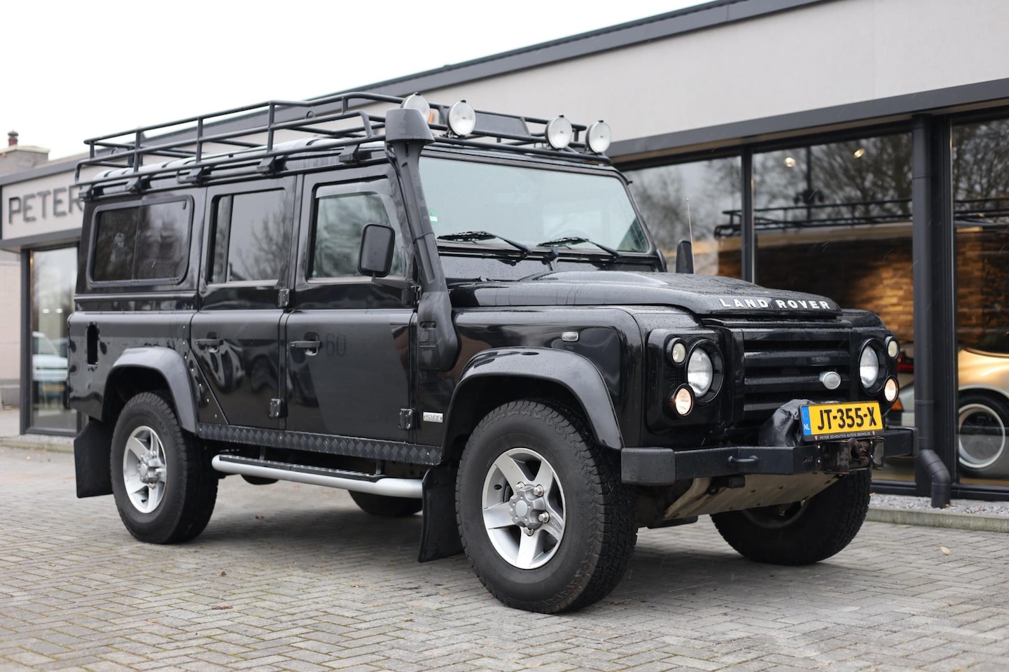 Land Rover Defender 110 - SW TD4 SVX 60 Years Edition 7Persoons | Roofrack | Lier | Recaro | LMV - AutoWereld.nl