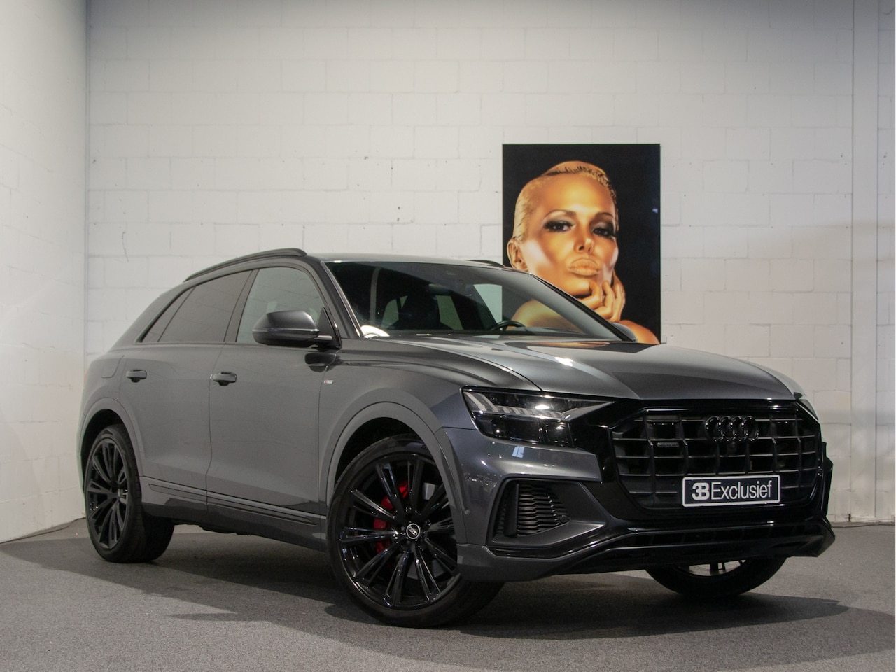 Audi Q8 - 55 TFSI e quattro S-line competition 3X S-line, head-up, softclose, zwarte hemel Matrixver - AutoWereld.nl