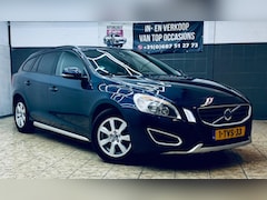 Volvo V60 - 1.6 T3 Momentum/2DE EIG/TOP STAAT/RIJKLAAR/