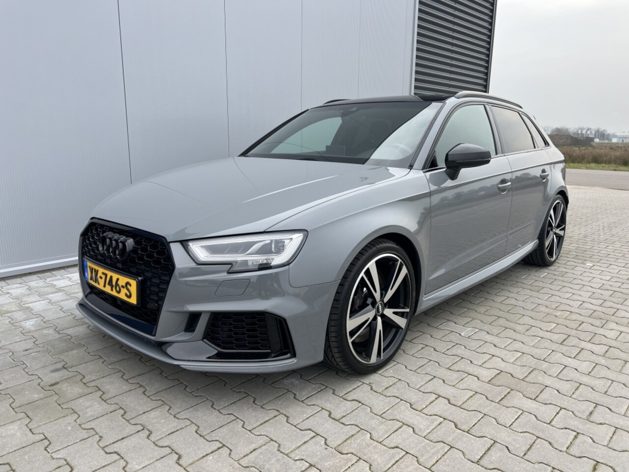 Audi A3 Sportback - 2.5 TFSI RS 3 quattro 2.5 TFSI RS3 quattro - AutoWereld.nl