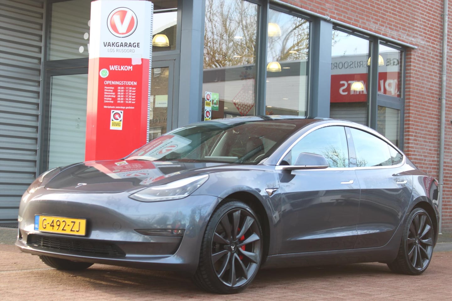 Tesla Model 3 - *Performance* | 20X Tesla Direct Leverbaar | Auto-Pilot | Orig. NL | - AutoWereld.nl