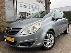 Opel Corsa - 1.2-16V Essentia|Airco|