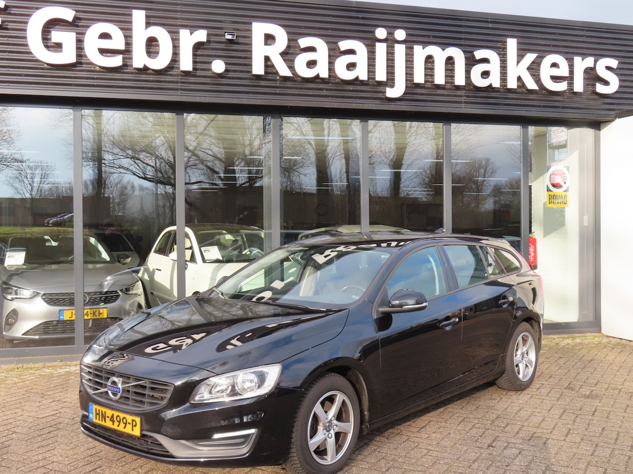 Volvo V60 - 2.0 D2 Kinetic Business*Navigatie*ECC*EXPORT/EX.BPM* - AutoWereld.nl