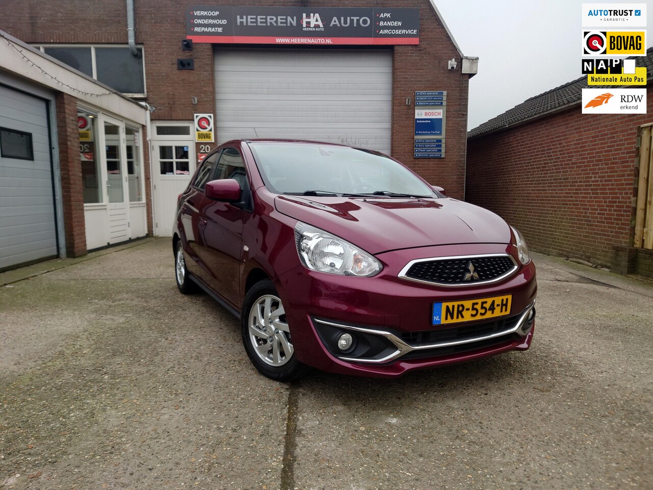 Mitsubishi Space Star - 1.2 Life 1.2 Life, Airco, Cruise control, 5 Deurs, Dealer onderhouden - AutoWereld.nl