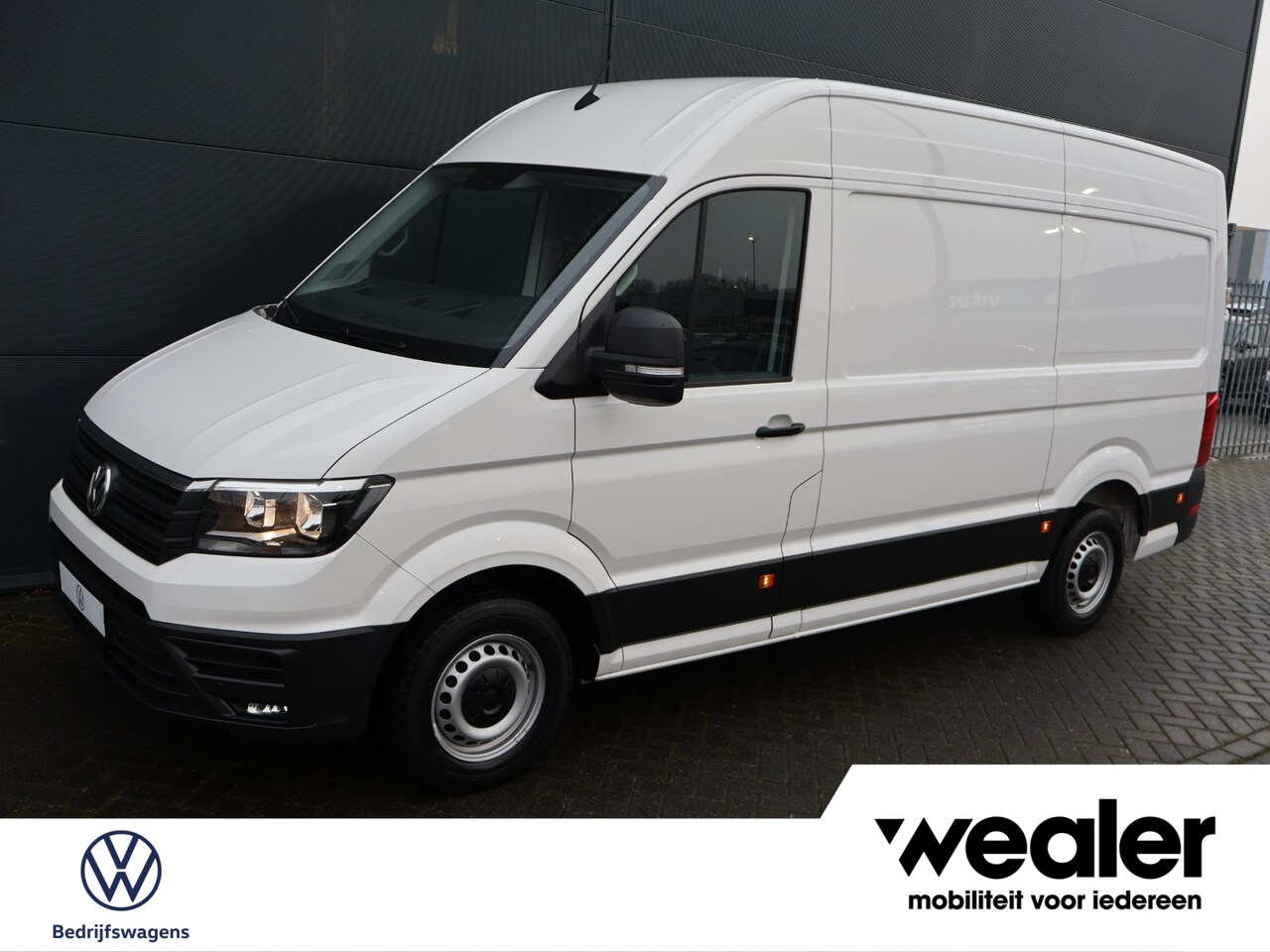 Volkswagen Crafter - 30 2.0 TDI L3H3 Comfortline Executive + | 102 PK | Navigatiesysteem | Comfort bestuurderss - AutoWereld.nl