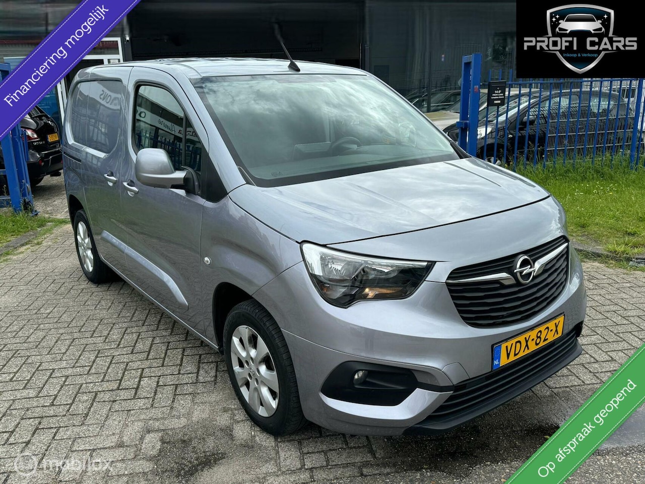 Opel Combo - 1.5D L1H1 Edition 3 zits carplay airco - AutoWereld.nl