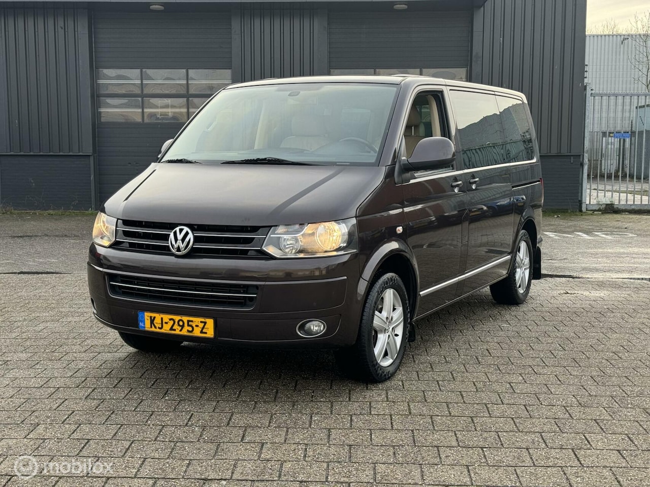 Volkswagen Transporter Multivan - 2.0 TDI L1H1 Highline 2.0 TDI L1H1 Highline - AutoWereld.nl