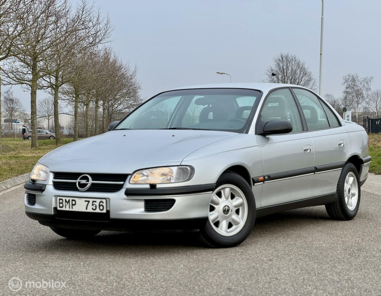 Opel Omega - 2.0i-16V GL 65.000 KM! 1997 - AutoWereld.nl