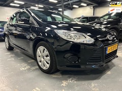 Ford Focus - 1.0 EcoBoost Trend *GEREVISEERDE MOTOR