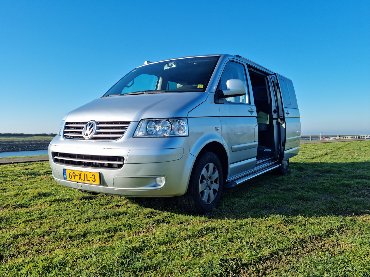 Volkswagen Transporter Multivan - Camper T5 2.5tdi - AutoWereld.nl