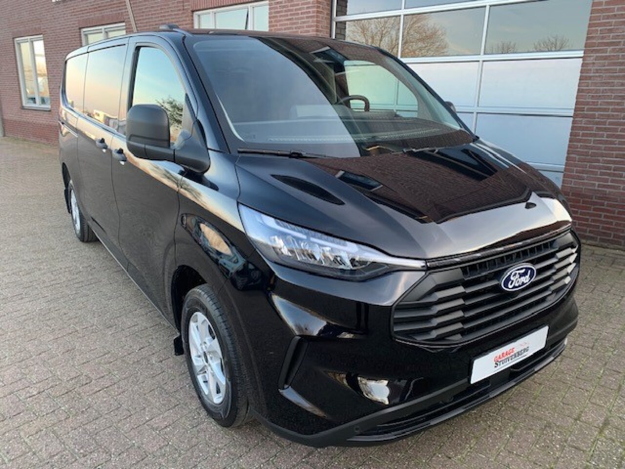 Ford Transit Custom - 320 2.0 TDCI L2H1 Trend AUTOMAAT - AutoWereld.nl